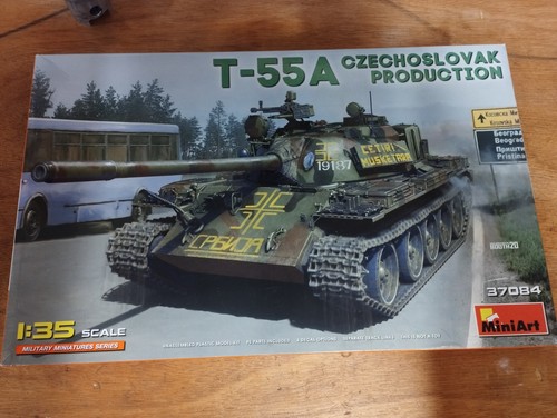 Miniart a czech - a,